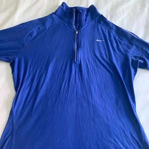 **SOLD** Nike Dri Fit Runners Top ✨